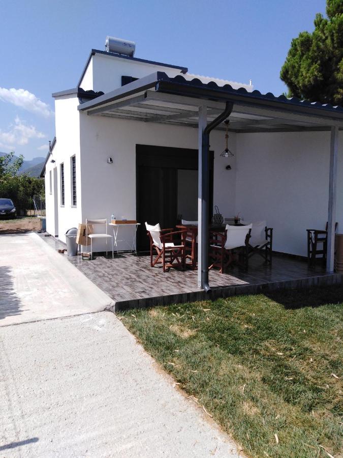 Vila Σπίτι Με Σοφίτα Μπροστά Στη Θάλασσα Trápeza Exteriér fotografie